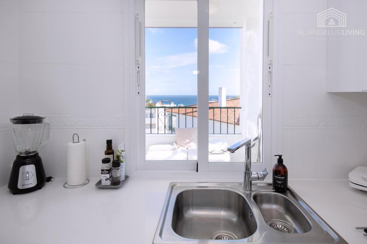 Scandinavian Seaview Terrace: Miraflores Beach Retreat Malaga Exterior photo