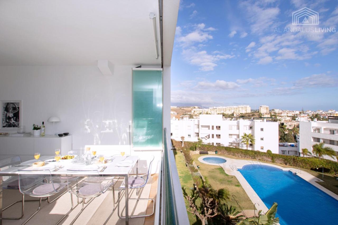 Scandinavian Seaview Terrace: Miraflores Beach Retreat Malaga Exterior photo